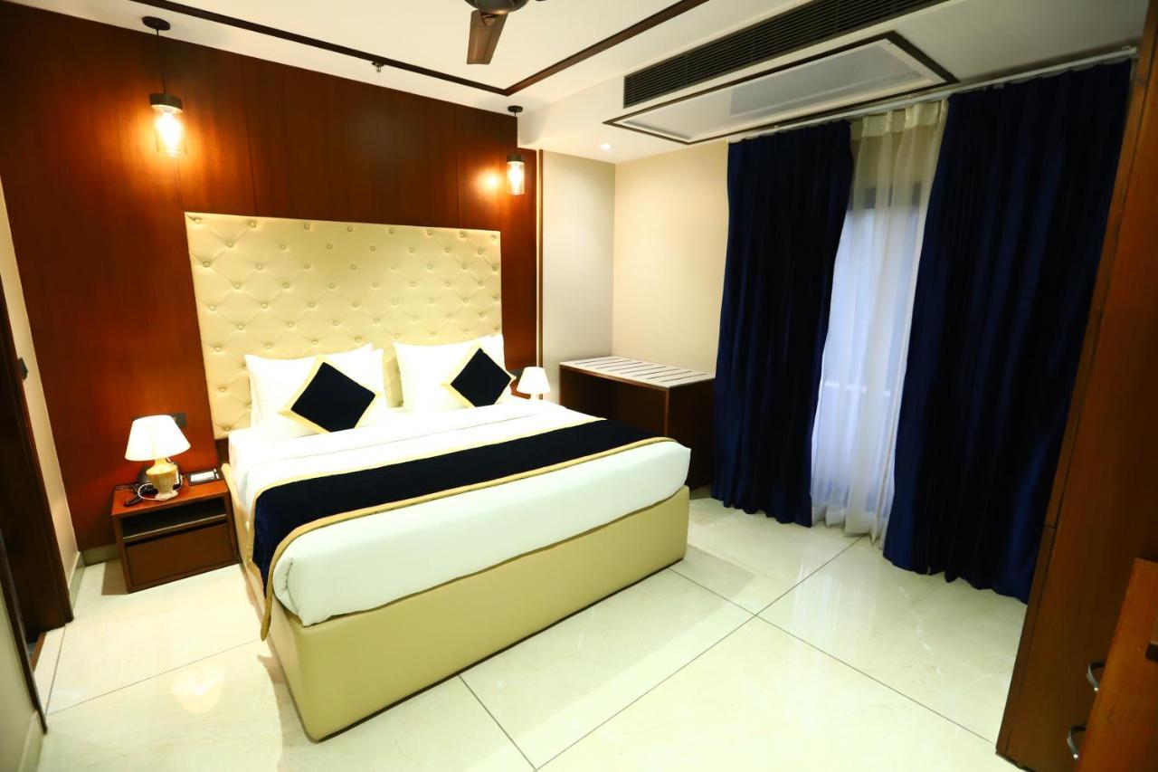 ניו דלהי Sanca International Hotel In Patel Nagar Delhi מראה חיצוני תמונה