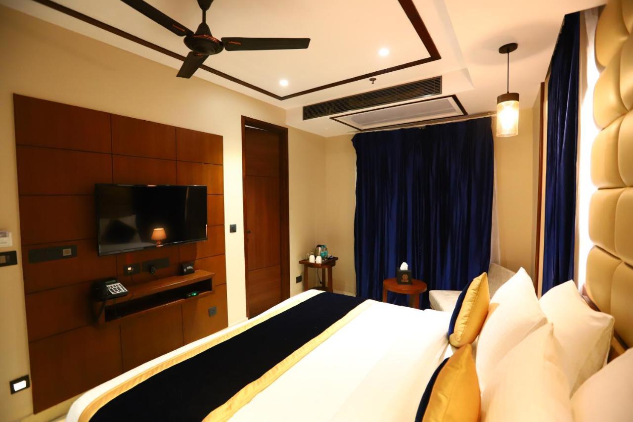 ניו דלהי Sanca International Hotel In Patel Nagar Delhi מראה חיצוני תמונה