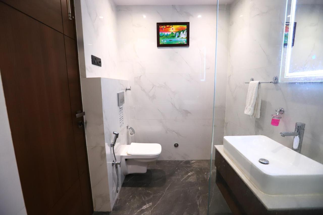 ניו דלהי Sanca International Hotel In Patel Nagar Delhi מראה חיצוני תמונה