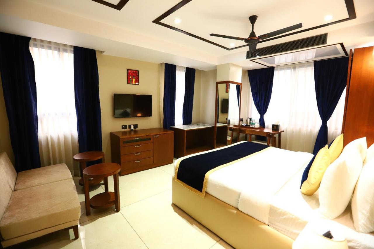 ניו דלהי Sanca International Hotel In Patel Nagar Delhi מראה חיצוני תמונה