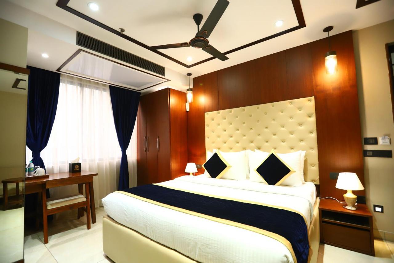 ניו דלהי Sanca International Hotel In Patel Nagar Delhi מראה חיצוני תמונה