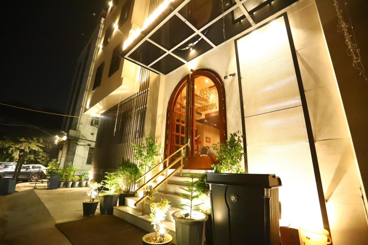 ניו דלהי Sanca International Hotel In Patel Nagar Delhi מראה חיצוני תמונה