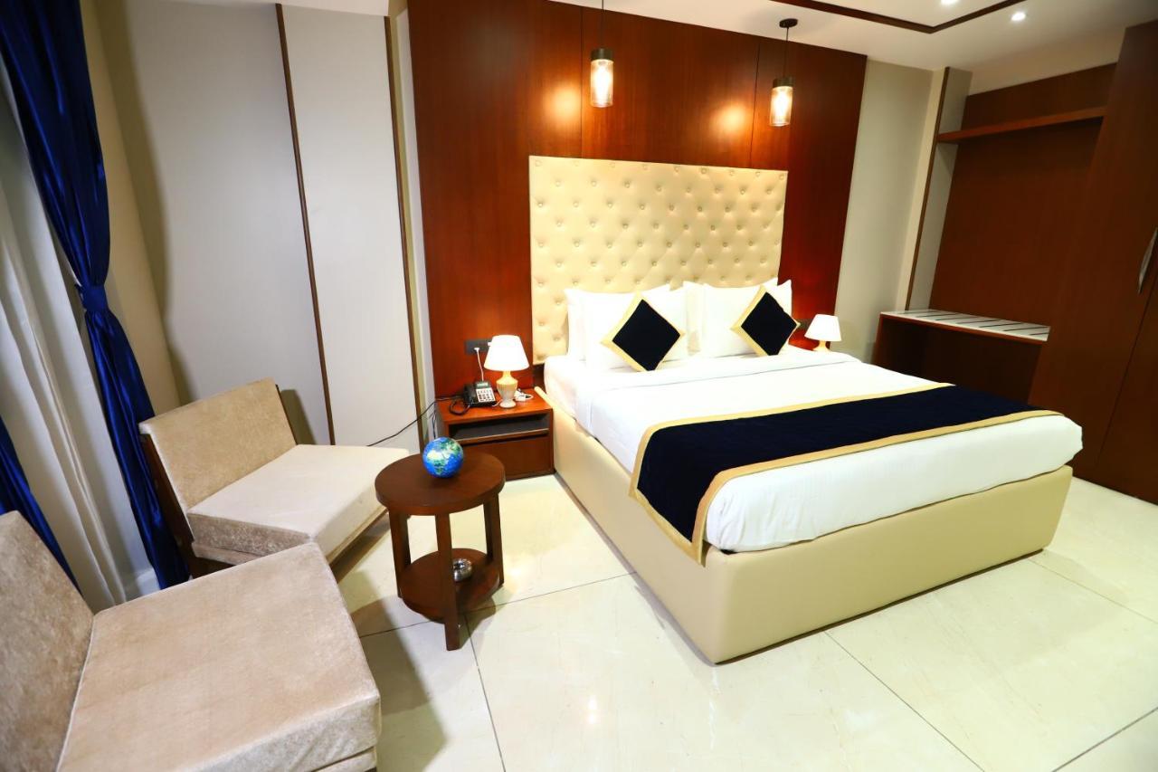 ניו דלהי Sanca International Hotel In Patel Nagar Delhi מראה חיצוני תמונה