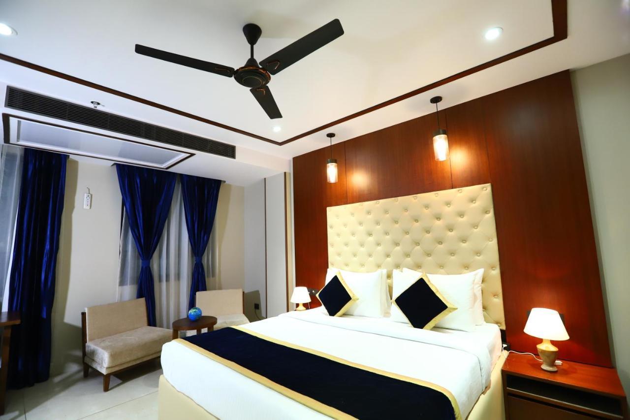 ניו דלהי Sanca International Hotel In Patel Nagar Delhi מראה חיצוני תמונה